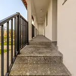 Maison Moderne Avec Vue Montagne Дом отдыха *